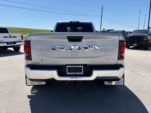 New 2026 RAM 3500 Lone Star AWD/4WD image 5