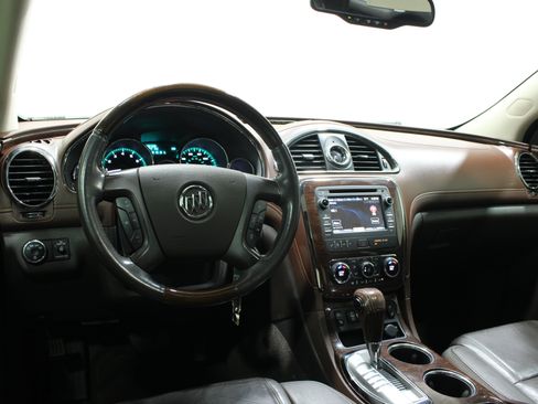 Used 2014 Buick Enclave Leather w/ Trailering Provision Package FWD image 2