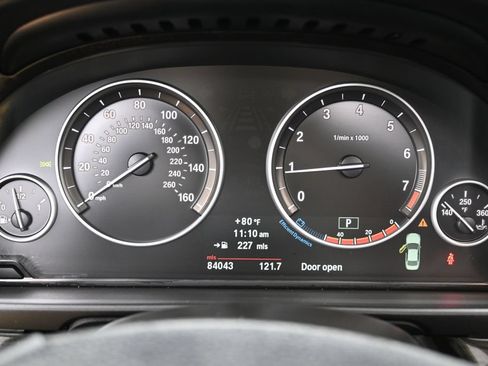 Used 2013 BMW 528i xDrive Sedan AWD/4WD image 19