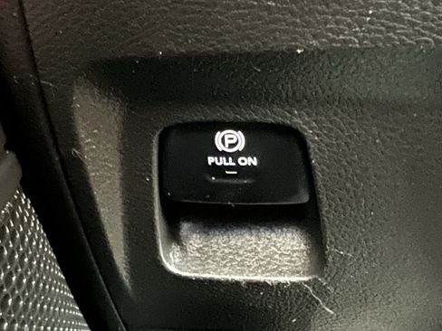 Used 2019 RAM 1500 Rebel AWD/4WD image 47