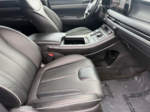 Used 2025 Hyundai Palisade SEL FWD image 31
