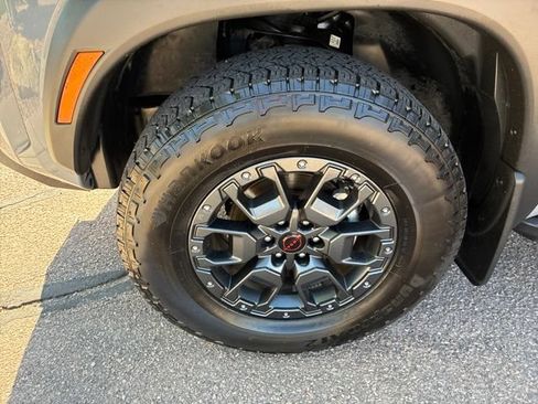 Certified 2023 Nissan Frontier PRO-4X w/ Pro-4X Premium Package AWD/4WD image 13
