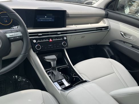 New 2026 Hyundai Tucson SEL FWD image 17