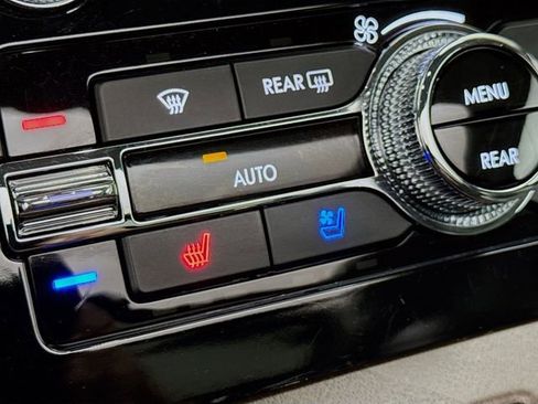 Used 2024 Lincoln Navigator Black Label image 21