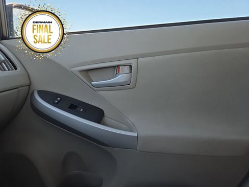 Used 2010 Toyota Prius Two image 26