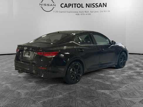 New 2025 Nissan Sentra SR w/ Midnight Edition image 6