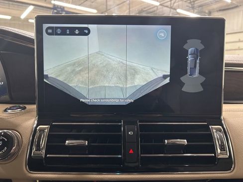 Used 2022 Lincoln Navigator Reserve image 24