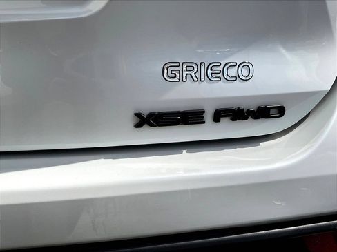 Used 2022 Toyota Highlander XSE AWD/4WD image 26