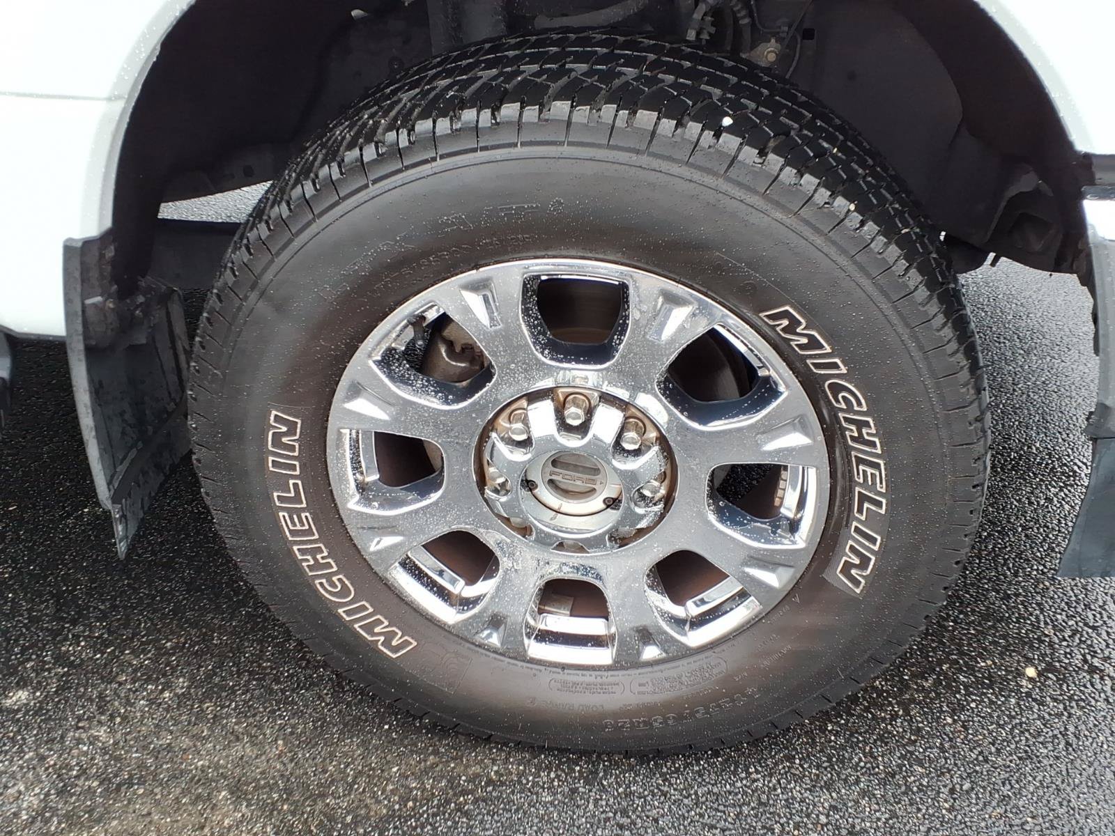Used 2022 Ford F250 Lariat w/ Chrome Package AWD/4WD image 9
