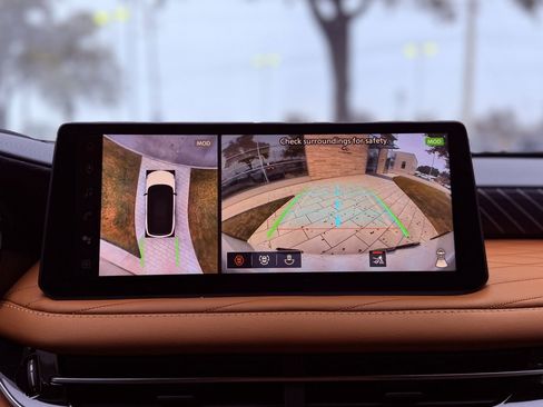 Certified 2026 INFINITI QX60 Autograph w/ Dark Cargo Package image 12