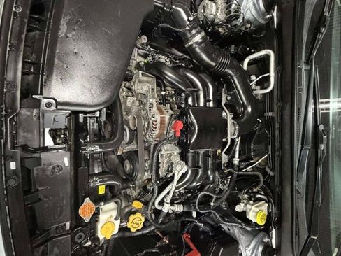 Used 2017 Subaru Outback 3.6R Limited image 32