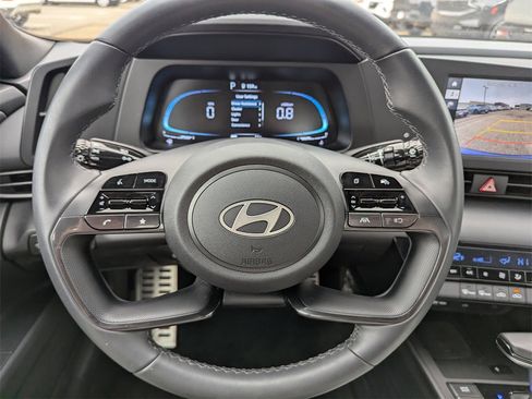 Certified 2025 Hyundai Elantra Sport image 22