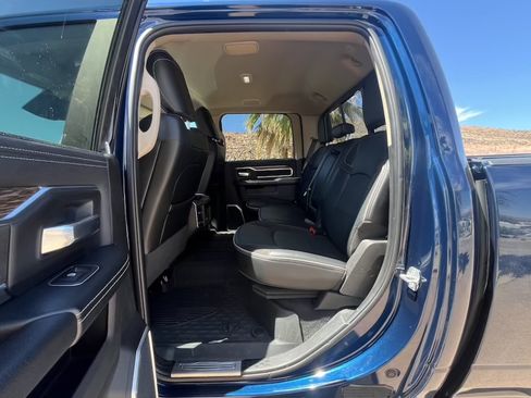 Used 2021 RAM 2500 Laramie AWD/4WD image 8