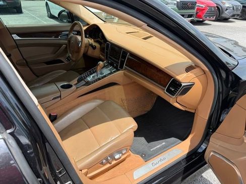 Used 2011 Porsche Panamera Turbo image 12