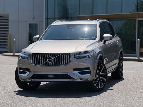 Certified 2025 Volvo XC90 B6 Plus w/ Protection Package Premier AWD/4WD image 1