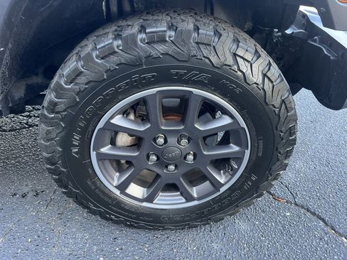 Used 2021 Jeep Wrangler Unlimited Sport image 48