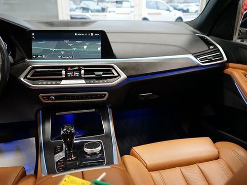 Used 2022 BMW X5 xDrive40i w/ Premium Package image 14