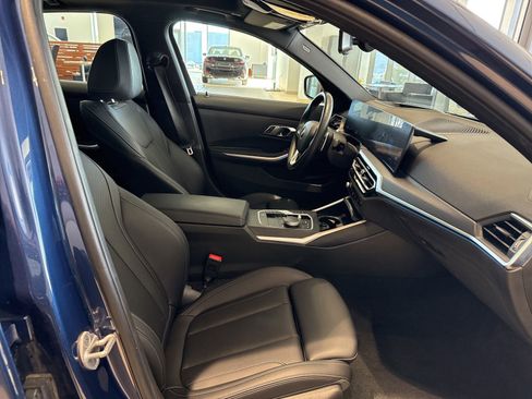 Certified 2023 BMW 330i xDrive Sedan w/ Premium Package AWD/4WD image 31