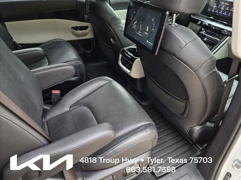 Used 2024 Kia Carnival SX Prestige FWD image 18
