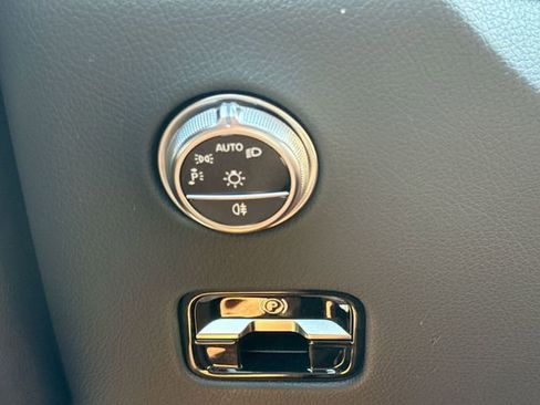 Used 2026 Mercedes-Benz GLC 300 4MATIC image 22