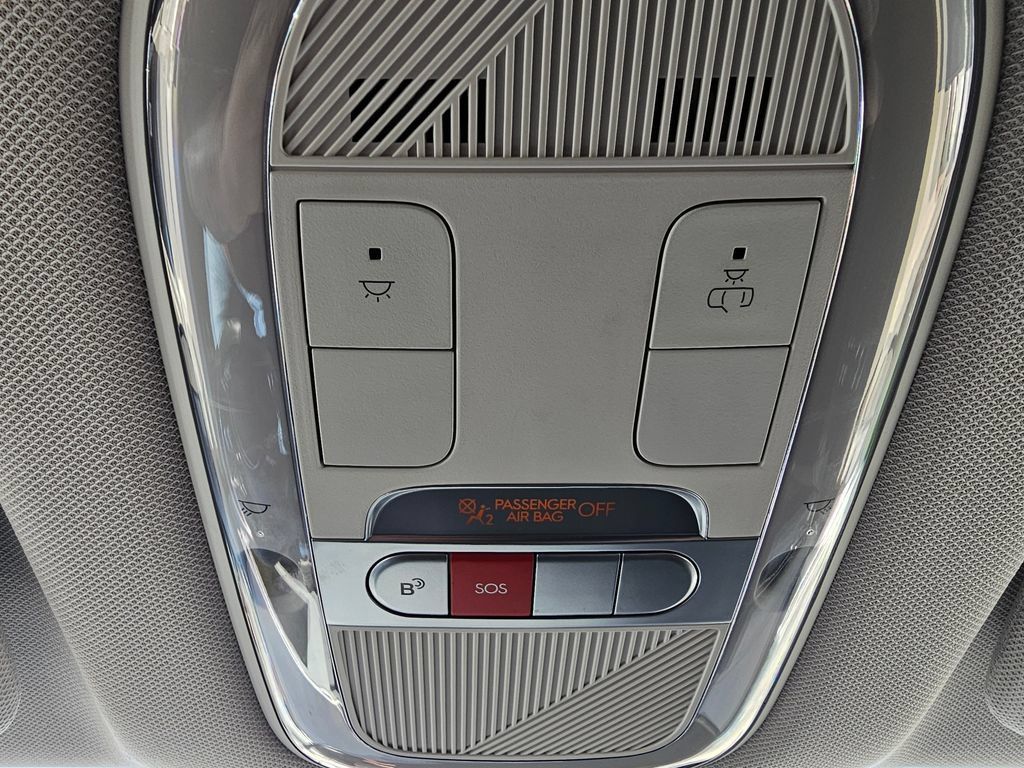 Certified 2024 Hyundai Ioniq 5 SE RWD image 33