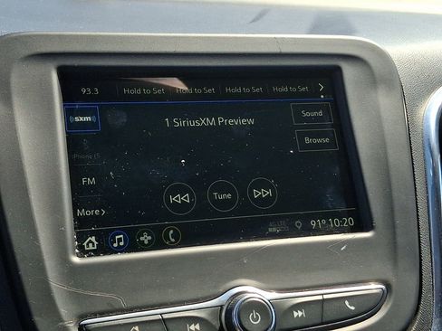 Used 2019 Chevrolet Equinox LT FWD image 17