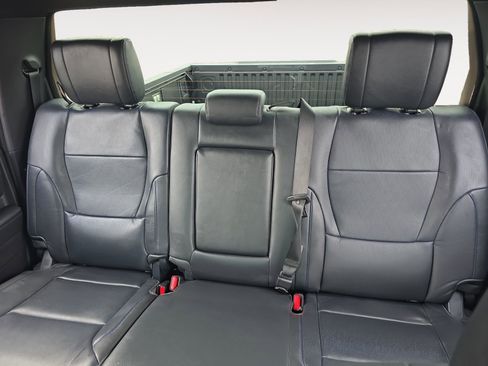 New 2026 Toyota Tundra Platinum AWD/4WD image 13