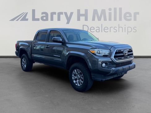 Used 2016 Toyota Tacoma SR5 w/ SR5 Appearance Package (SN) RWD image 7