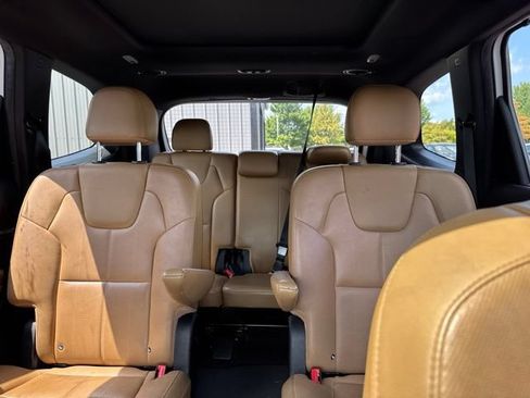 Used 2022 Kia Telluride SX FWD image 8