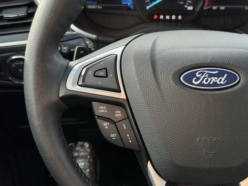 Certified 2018 Ford Edge Titanium w/ Equipment Group 302A image 26