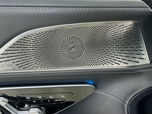 Used 2022 Mercedes-Benz SL 63 AMG 4MATIC image 20