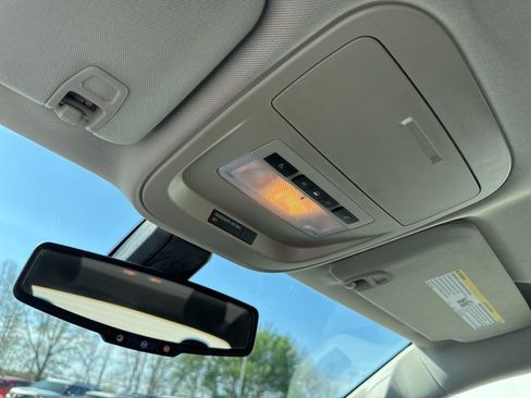 Used 2015 Chevrolet Colorado LT image 28