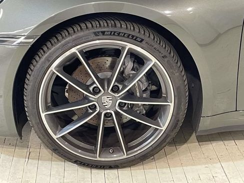 Certified 2022 Porsche 911 Carrera RWD image 11
