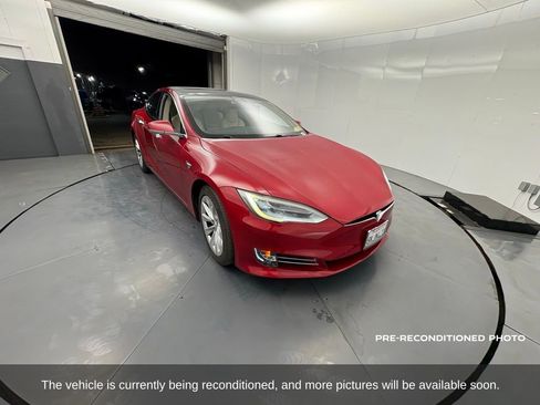 Used 2018 Tesla Model S 100D image 8