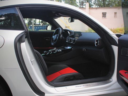 Used 2017 Mercedes-Benz AMG GT Coupe image 87