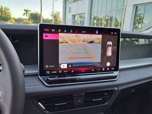 New 2026 Volkswagen Tiguan SE image 10