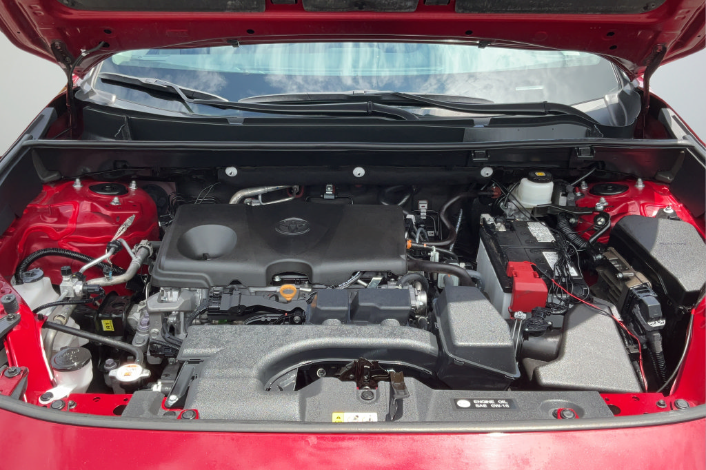 Used 2025 Toyota RAV4 XLE Premium FWD image 22