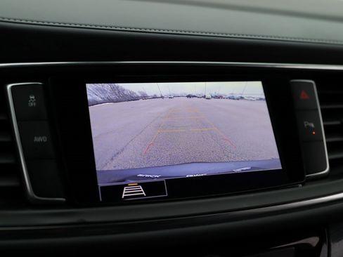 Used 2021 Buick Enclave Essence w/ Sound and Sites Package image 15