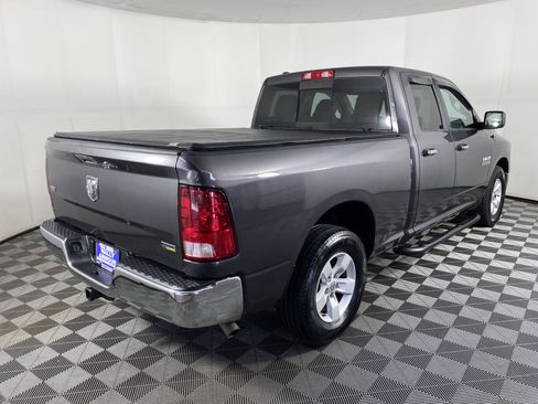 Used 2017 RAM 1500 Classic SLT RWD image 4