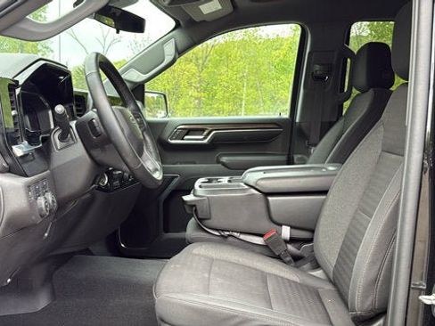 Used 2023 Chevrolet Silverado 1500 RST AWD/4WD image 13