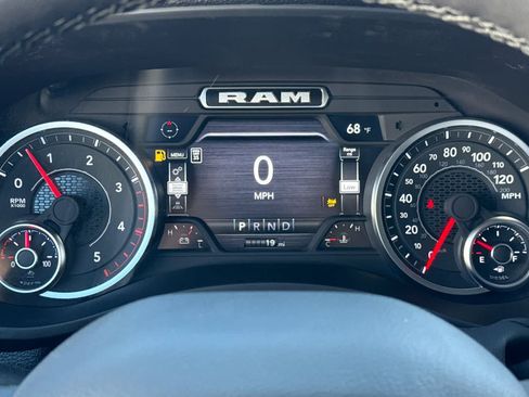 New 2026 RAM 2500 Big Horn AWD/4WD image 28
