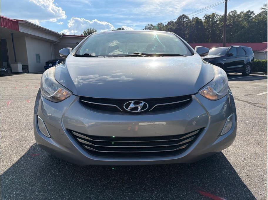 Used 2012 Hyundai Elantra Limited FWD image 2