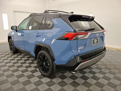 Used 2025 Toyota RAV4 XSE w/ Advanced Technology Package AWD/4WD image 22
