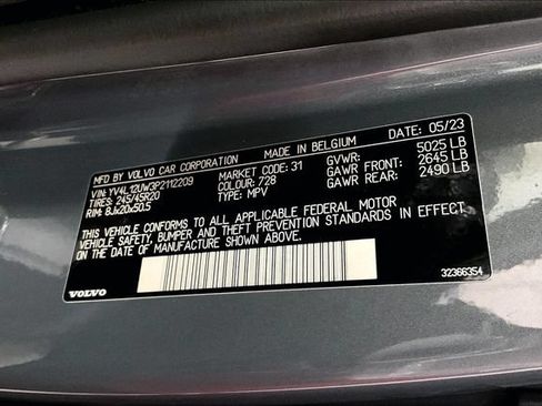 Certified 2023 Volvo XC40 B5 Plus w/ Climate Package AWD/4WD image 38