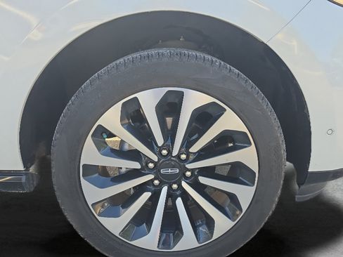 Used 2024 Lincoln Navigator Reserve AWD/4WD image 27