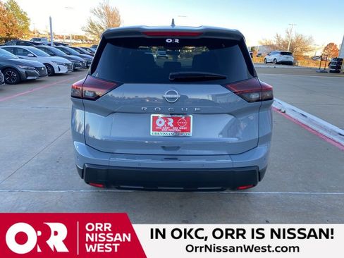 New 2026 Nissan Rogue SV image 4