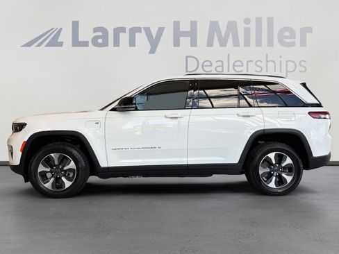Used 2024 Jeep Grand Cherokee Limited 4xe AWD/4WD image 2