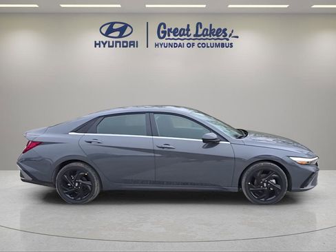New 2026 Hyundai Elantra SEL Sport Premium FWD image 6