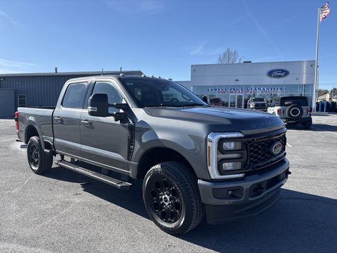 New 2026 Ford F350 Lariat w/ Black Appearance Package AWD/4WD image 1