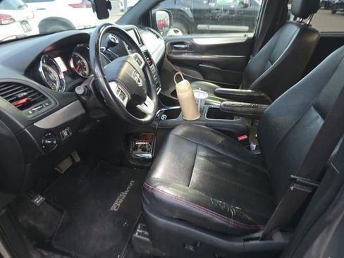 Used 2017 Dodge Grand Caravan GT image 7